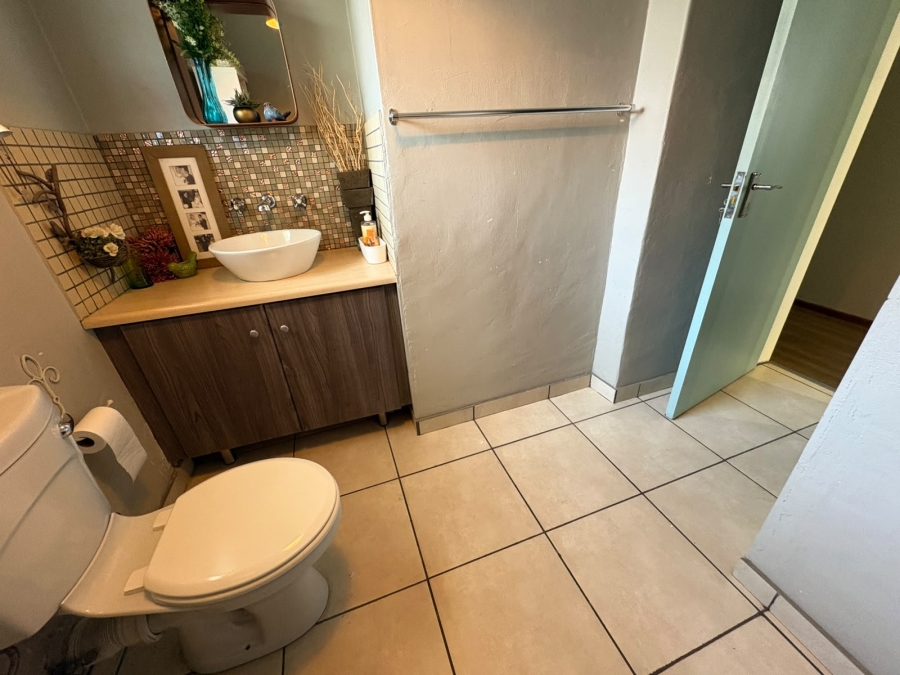 3 Bedroom Property for Sale in Bodorp North West
